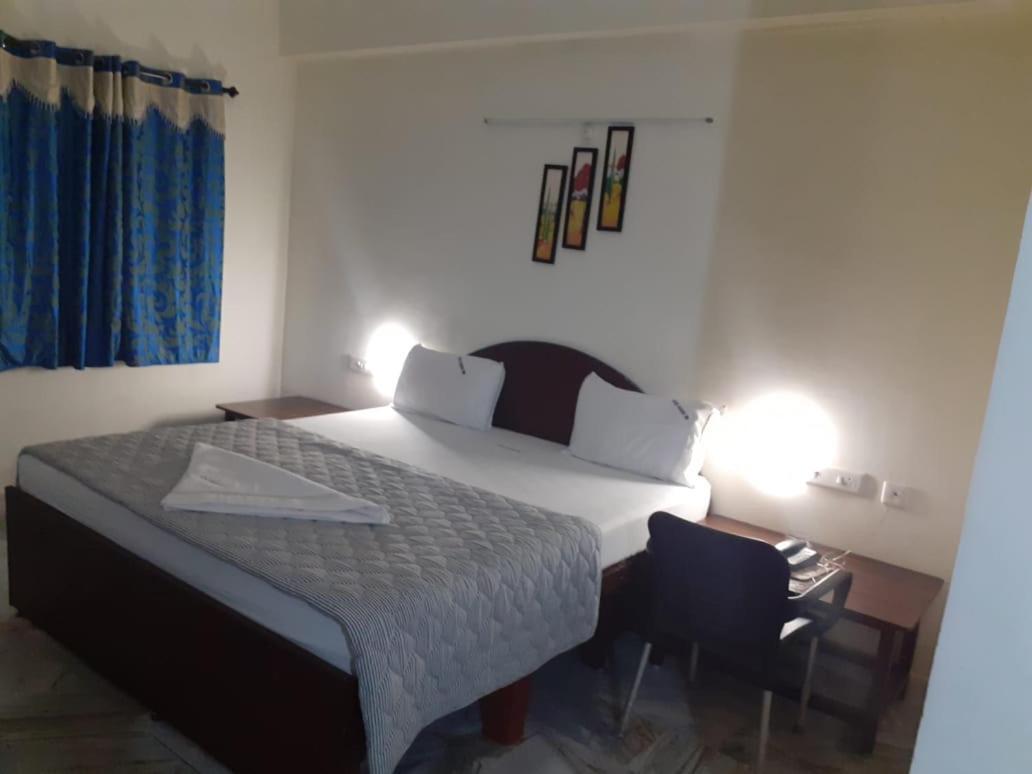 Hotel Paradise Inn Tiruppur Extérieur photo